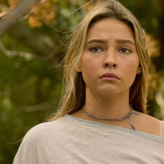 Outer Banks Sarah wallpaper