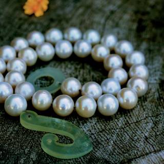 Cute jewelry wallpaper