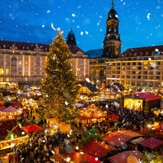 Christmas Vienna wallpaper