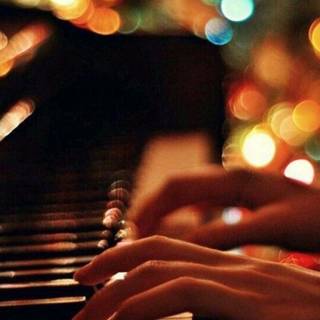 Piano Christmas wallpaper