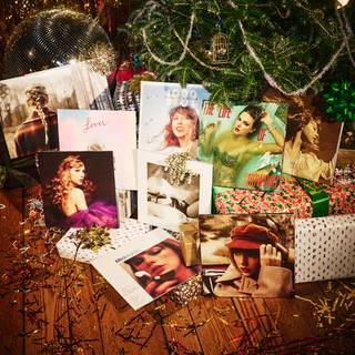 Taylor Swift Christmas computer wallpaper