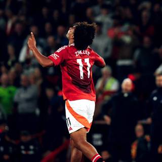 Manchester United Joshua Zirkzee wallpaper