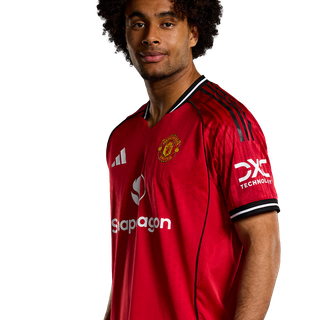Manchester United Joshua Zirkzee wallpaper