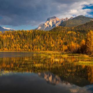 Canada mountain autumn wallpaper