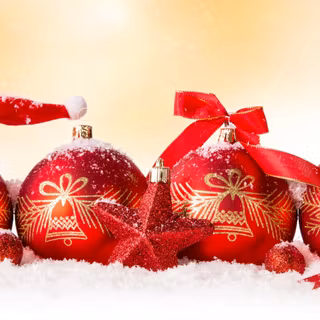 Windows 11 Christmas wallpaper