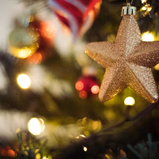 Windows 11 Christmas wallpaper