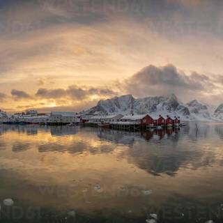 Winter Norway village wallpaper
