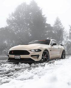 Ford Mustang winter wallpaper