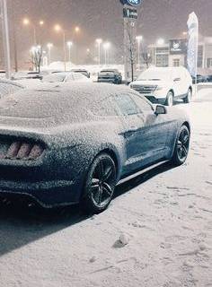 Ford Mustang winter wallpaper