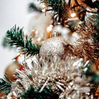 Ornaments Christmas wallpaper