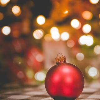 Red Christmas iPhone wallpaper