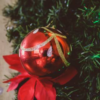 Red Christmas 4k wallpaper