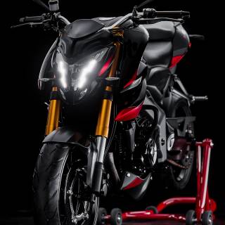 Pulsar NS 400 wallpaper