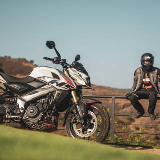 Pulsar NS 400 wallpaper