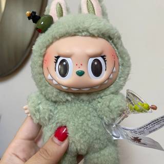 Green Labubu wallpaper