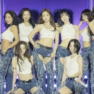 Twice 2025 wallpaper