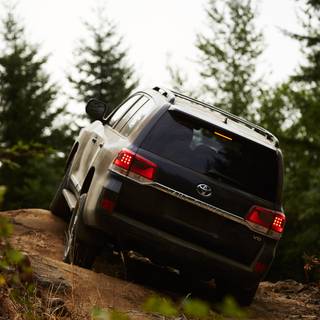 Land Cruiser HD 4k iPhone wallpaper