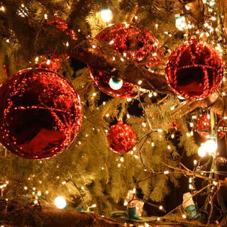 Ornaments Christmas wallpaper