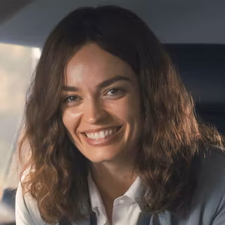 Ella McCay wallpaper