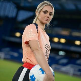 Ellie Carpenter wallpaper