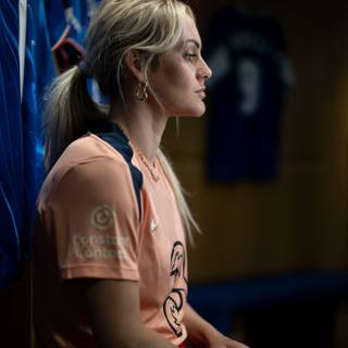 Ellie Carpenter wallpaper