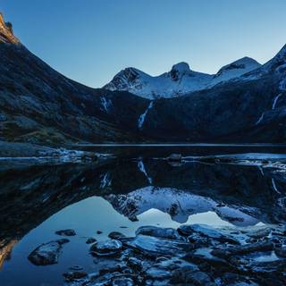 Winter Norway iPhone wallpaper