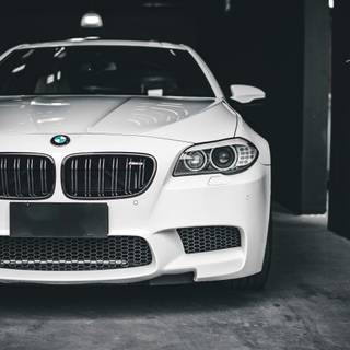 BMW M5 white wallpaper