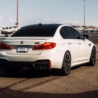 BMW M5 white wallpaper