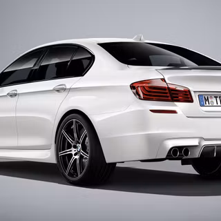 BMW M5 white wallpaper
