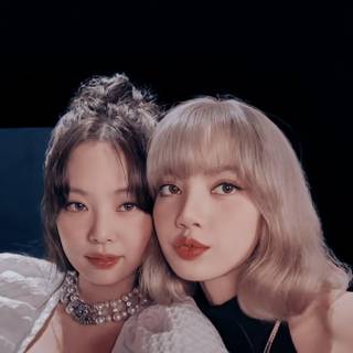 Blackpink Jennie and Lisa wallpaper