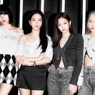 Blackpink Jennie and Lisa wallpaper