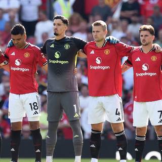 Manchester United 2025 desktop wallpaper