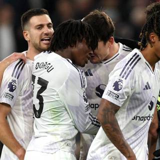 Manchester United 2025 desktop wallpaper