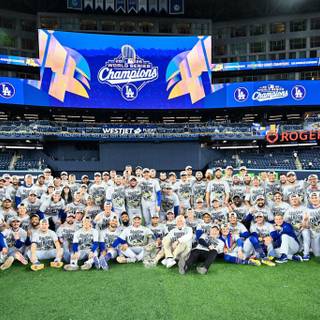 Los Angeles Dodgers 2025 wallpaper