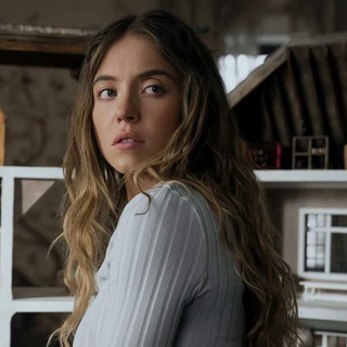 The Housemaid wallpaper