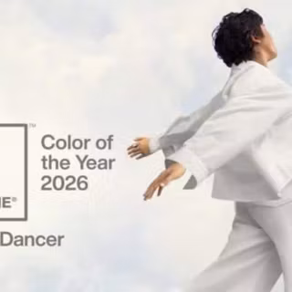 PANTONE 11-4201 Cloud Dancer wallpaper