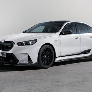 BMW M5 laptop wallpaper