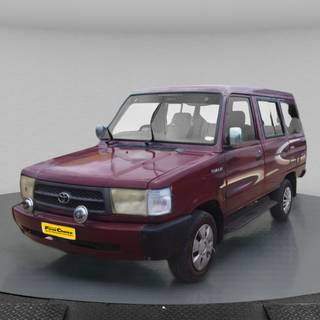 Toyota Qualis wallpaper