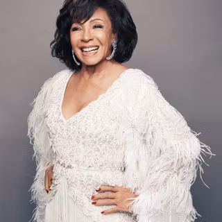 Shirley Bassey wallpaper