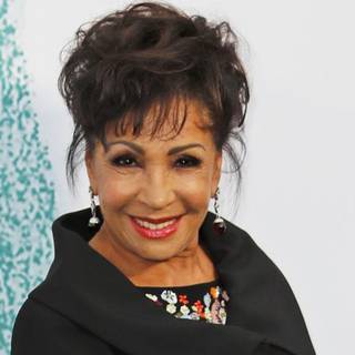 Shirley Bassey wallpaper