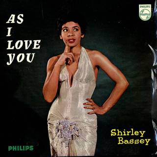 Shirley Bassey wallpaper