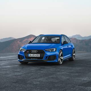 Audi RS4 Avant wallpaper