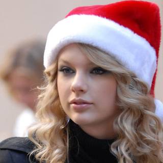 Christmas Taylor Swift laptop wallpaper