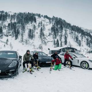 Porsche Panamera winter wallpaper