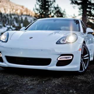 Porsche Panamera winter wallpaper