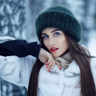 Winter girl portrait wallpaper