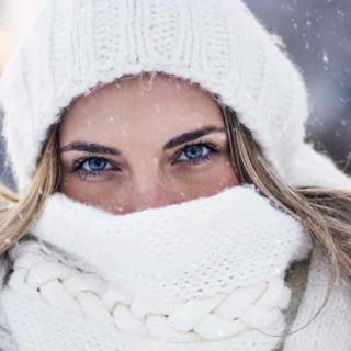 Winter girl portrait wallpaper