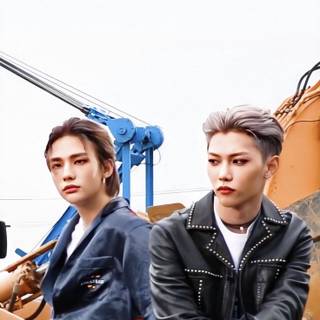 Hyunjin and Felix phone wallpaper