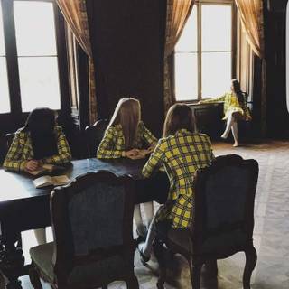 Loona yyxy wallpaper