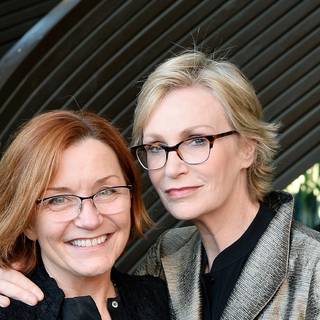 Jane Lynch wallpaper